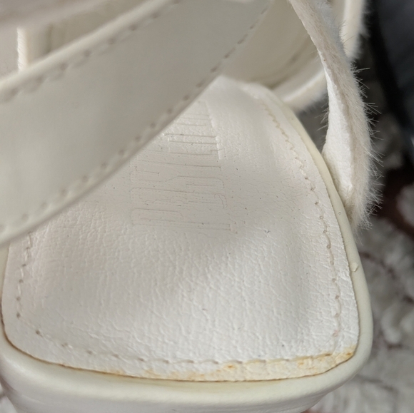 Poster Girl Mule Strappy Square Toe Heels Size 6 - Picture 11 of 17